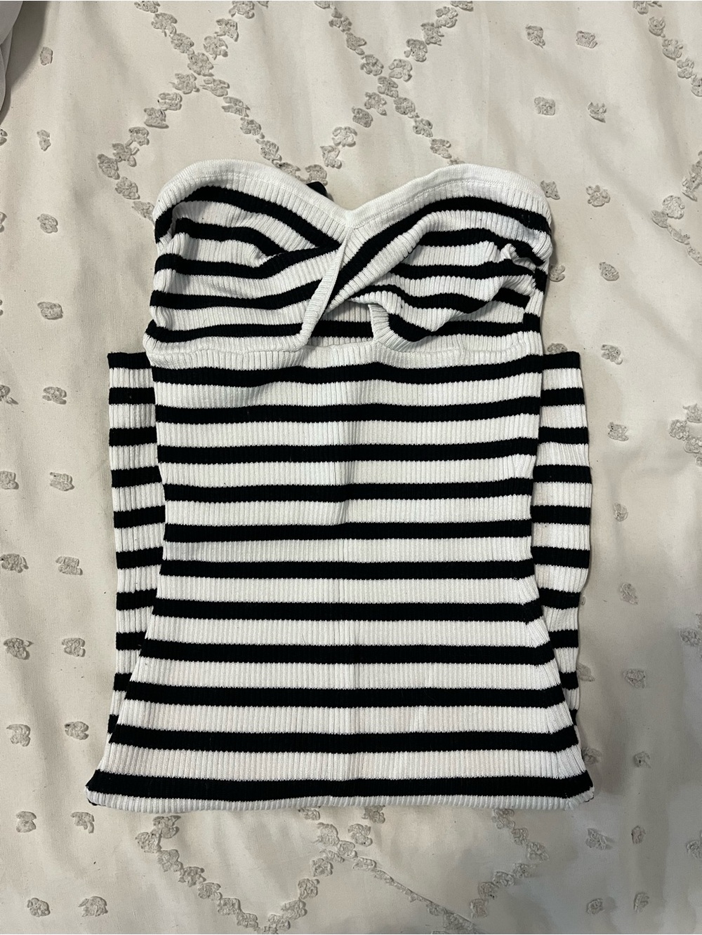 Clothing bundle - Picture 2 of 8